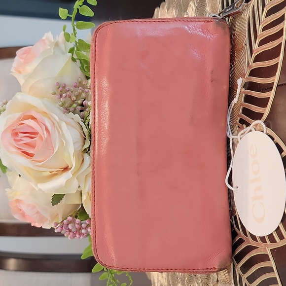 Authentic Chloe zippy wallet - Picture 2 of 10